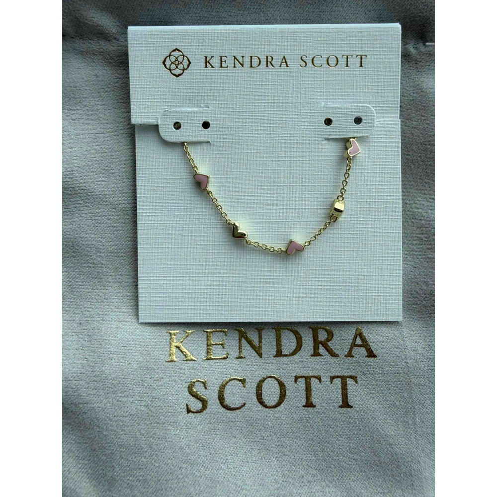 Kendra Scott pink heart bracelet